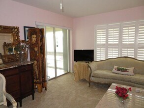 5580 Tamberlane Cir in Palm Beach Gardens, FL - Building Photo - Building Photo