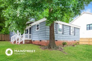 2327 Marlowe Ave in Charlotte, NC - Building Photo