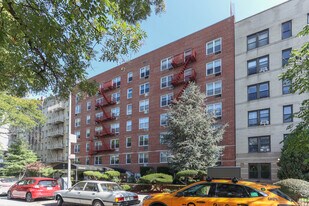 399 Ocean Pky in Brooklyn, NY - Building Photo