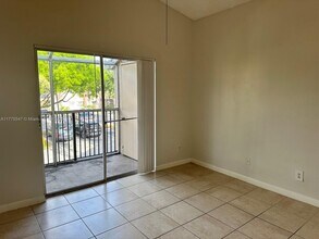 631 Cypress Lake Blvd in Pompano Beach, FL - Building Photo - Building Photo