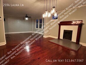 2594 Laura Ln in Cincinnati, OH - Building Photo - Building Photo