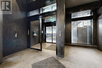 110 Broadway Ave in Toronto, ON - Building Photo - Building Photo