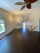 10 Piney Way in Barboursville, WV - Foto de edificio - Building Photo