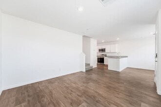 12184 Mojave Gold Rd in Las Vegas, NV - Foto de edificio - Building Photo