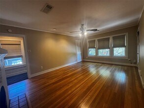 5966 Lewis St in Dallas, TX - Building Photo - Building Photo