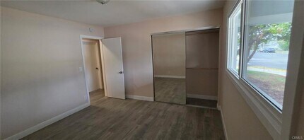 23300 Welby Way in Los Angeles, CA - Building Photo - Building Photo