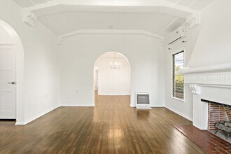 1773 S Garth Ave in Los Angeles, CA - Building Photo - Building Photo