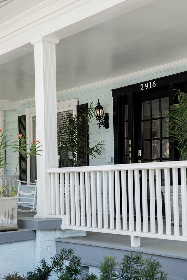 2916-2918 W Bay Vista Ave in Tampa, FL - Building Photo - Building Photo