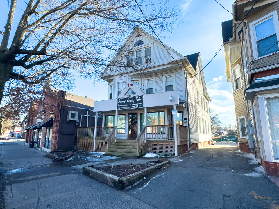 530 Whalley Ave in New Haven, CT - Building Photo