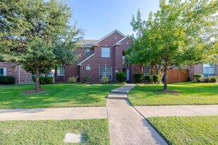 2404 Heather Glen Dr in Plano, TX - Building Photo