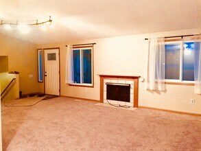 24713 21st Ave S in Des Moines, WA - Building Photo - Building Photo