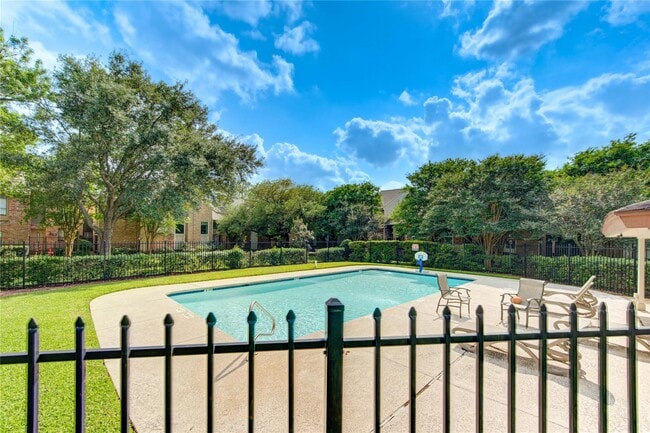 727 Bunker Hill Rd