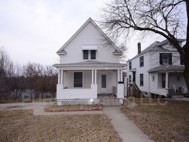 property at 6312 Military Ave