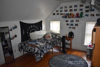 28 Boulevard Terrace-Unit -17 in Boston, MA - Foto de edificio - Building Photo