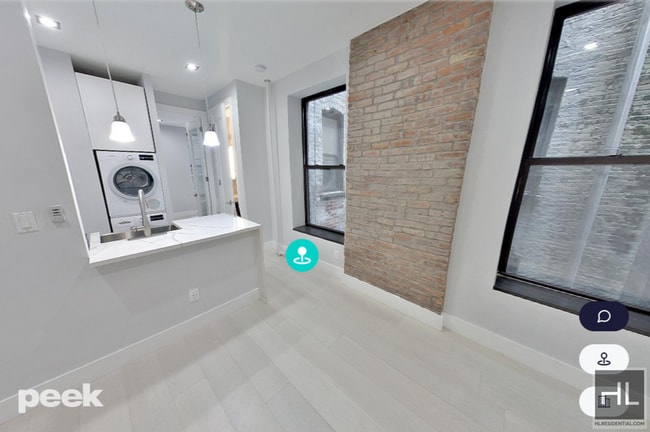 E 18TH ST. in New York, NY - Building Photo - Building Photo