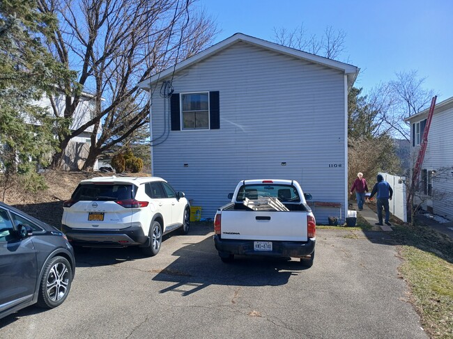 property at 1106 Hazel Dr