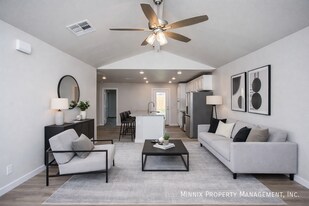 312 E 77th St in Lubbock, TX - Building Photo