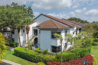 Alexandra Village in Boynton Beach, FL - Building Photo - Building Photo