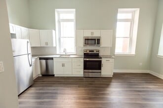 4627 E Thompson St in Philadelphia, PA - Building Photo - Building Photo