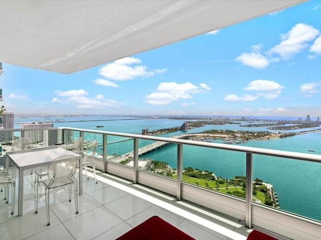 900 Biscayne Blvd in Miami, FL - Building Photo - Building Photo