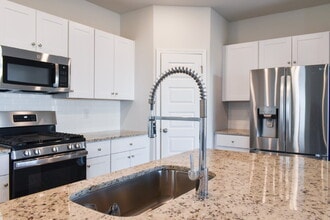 1057 Saltgrass Way in Myrtle Beach, SC - Building Photo - Building Photo