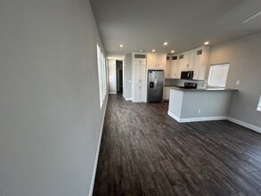 16225 N Cave Creek Rd in Phoenix, AZ - Building Photo - Building Photo