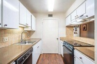 2303 N Congress Ave photo'