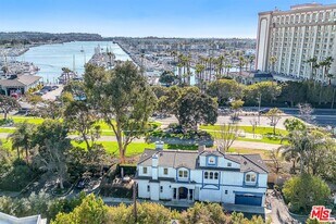 928 Harbor Crossing Ln in Los Angeles, CA - Building Photo