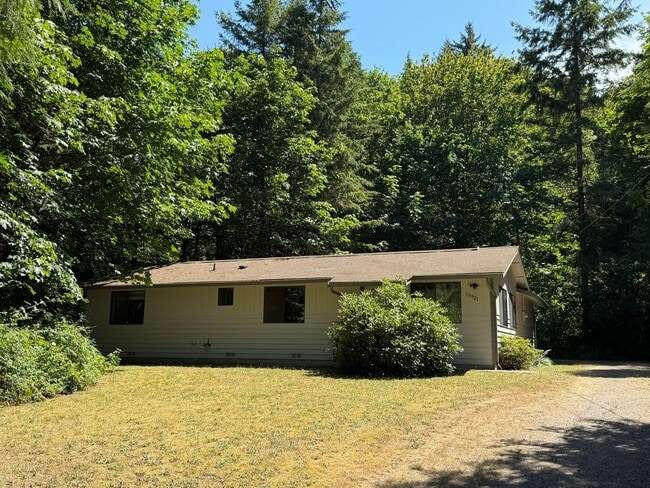 property at 13921 217th Ave SE