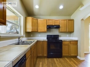 1113 Las Campanas Dr in Belgrade, MT - Building Photo - Building Photo