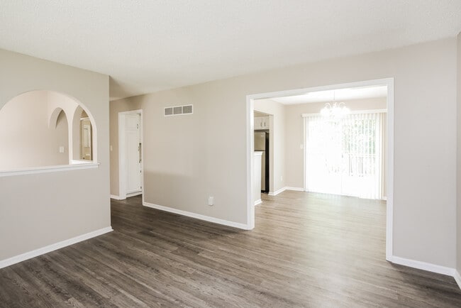 19145 E 14th St N in Independence, MO - Building Photo - Building Photo