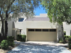 7700 E Gainey Ranch Rd in Scottsdale, AZ - Building Photo - Building Photo