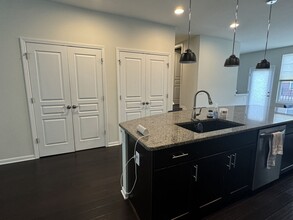 2948 Glenbar Cir in Rochester Hills, MI - Building Photo - Building Photo