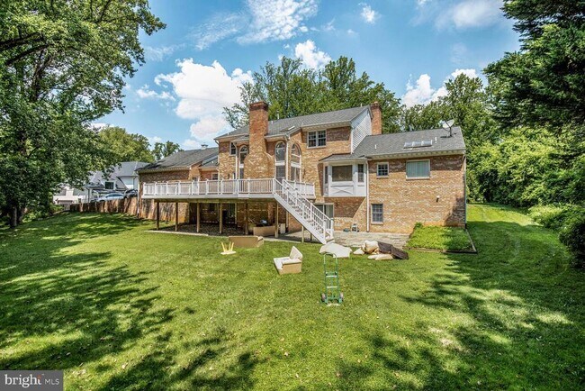 7206 Bradley Blvd in Bethesda, MD - Building Photo - Building Photo