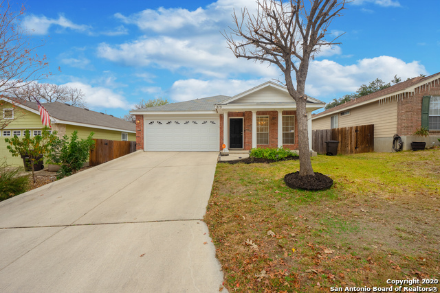 819 Bobcat Creek in San Antonio, TX - Building Photo - Building Photo