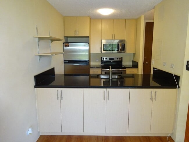 property at 98-500-500 Koauka Loop