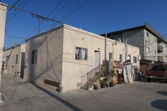 626 N Wilton Pl in Los Angeles, CA - Building Photo - Building Photo