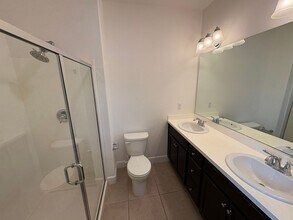 3017 Bora Ave in Tulare, CA - Building Photo - Building Photo