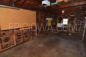 1398 12th St in Marion, IA - Building Photo - Building Photo