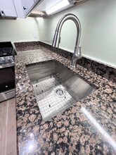 81 America St-Unit -83A-3F in Providence, RI - Building Photo - Building Photo