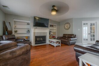 5166 Summer Mist Cove in Arlington, TN - Building Photo - Building Photo