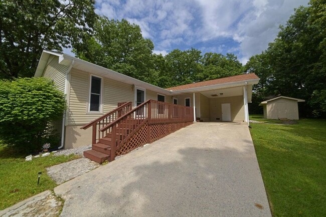 property at 121 Eagle Ln