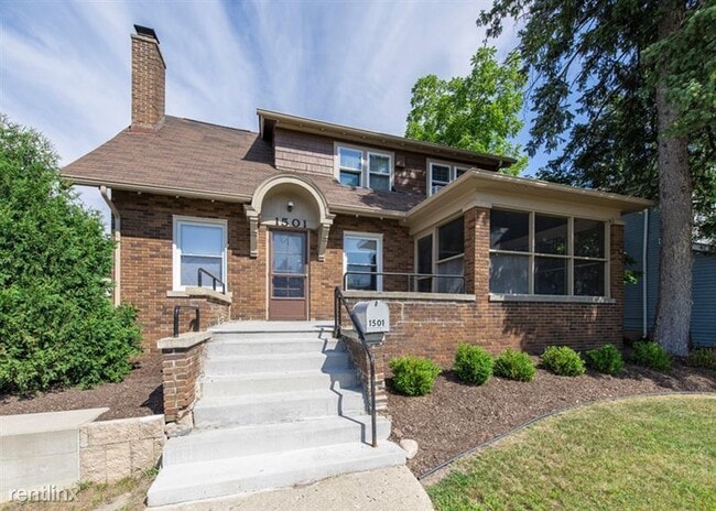 1501 S State St in Ann Arbor, MI - Building Photo - Building Photo
