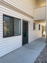 1705 Heatheridge Rd in Fort Collins, CO - Foto de edificio - Building Photo