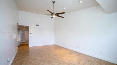 14206 SW 97th Terrace in Miami, FL - Building Photo - Building Photo