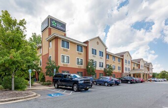 Furnished Studio-Baltimore - Glen Burnie in Glen Burnie, MD - Foto de edificio - Building Photo