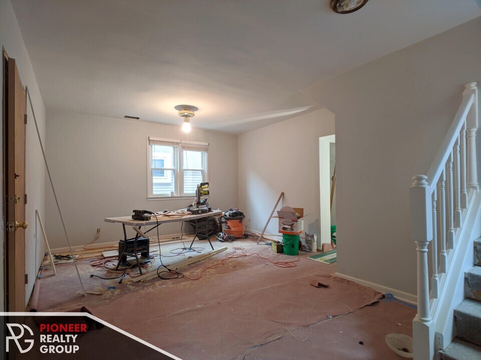 1520 W Melrose St, Unit 2R in Chicago, IL - Building Photo