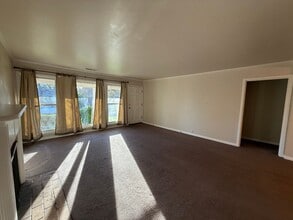 4209 Lyle St in Sacramento, CA - Building Photo - Building Photo