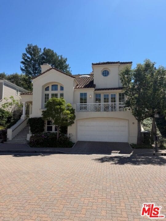 2370 Brookshire Ln in Los Angeles, CA - Building Photo - Building Photo