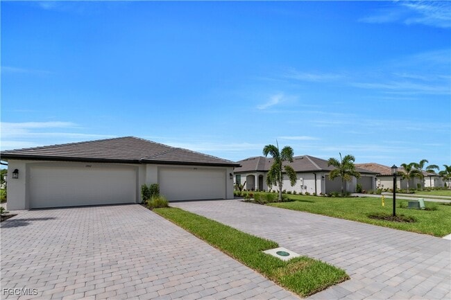 property at 19553 Hinkley Dr